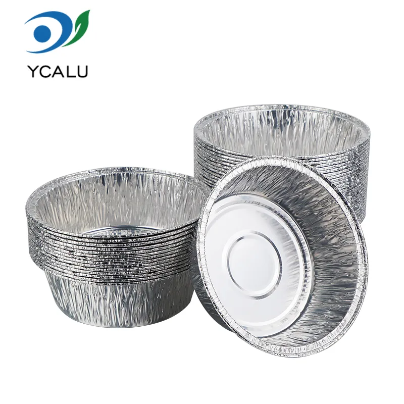 Runde små bakebeholdere av sølv aluminiumsfolie Runde små bakebeholdere av sølv aluminiumsfolie